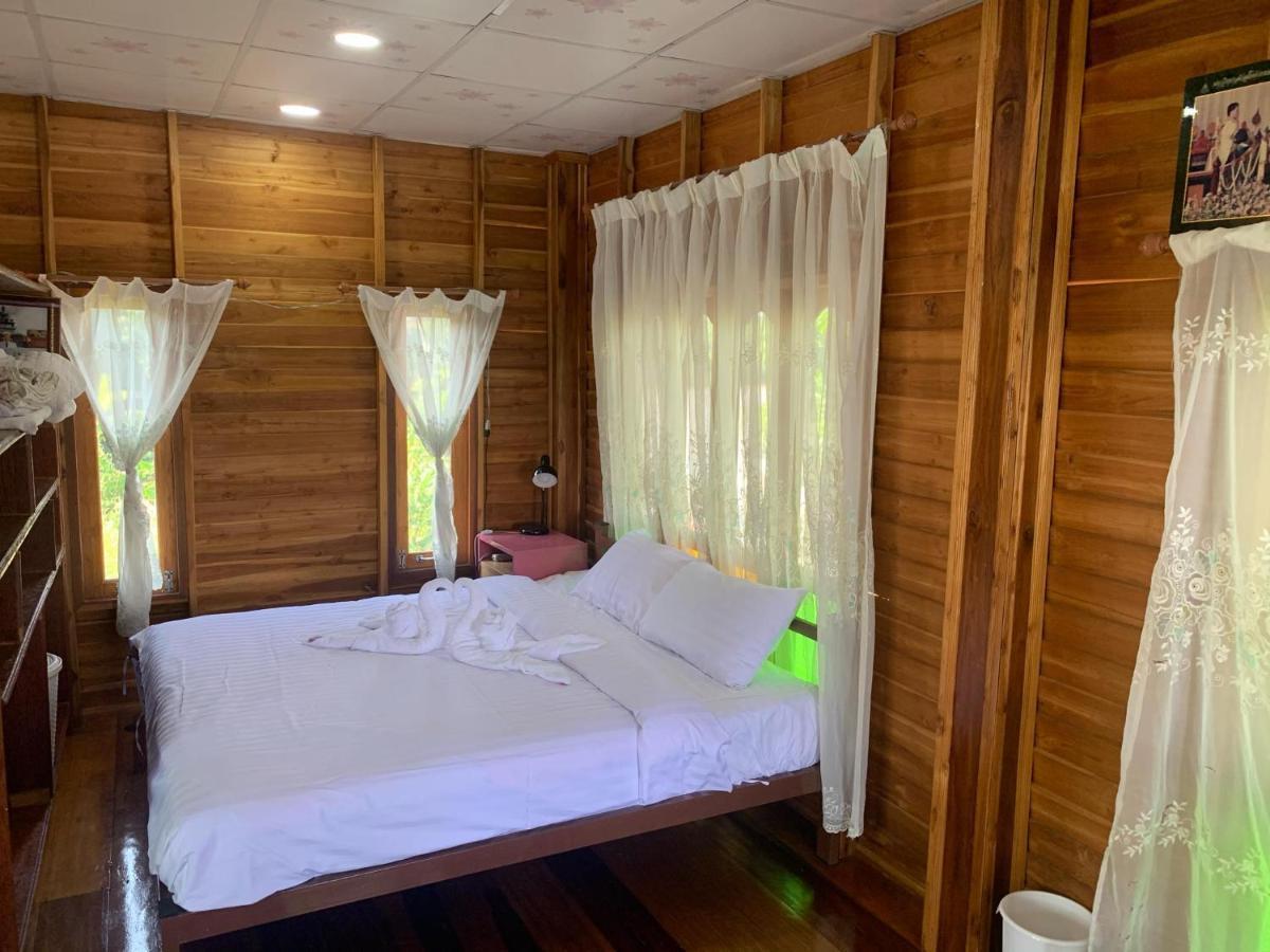 Appartamento Sano Houes Sukhothai Esterno foto