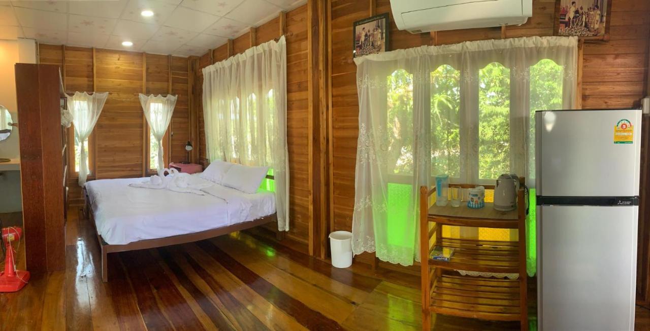 Appartamento Sano Houes Sukhothai Esterno foto