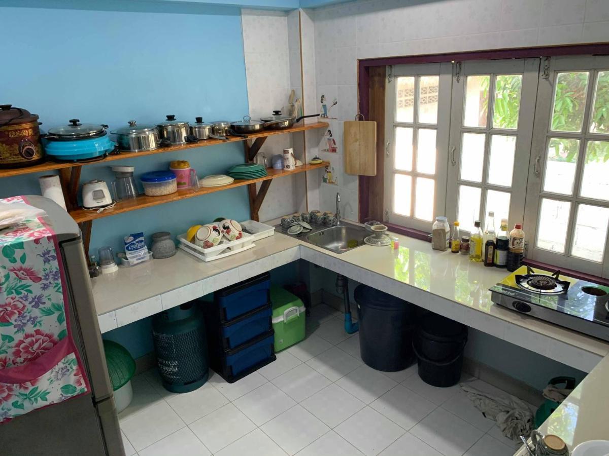 Appartamento Sano Houes Sukhothai Esterno foto